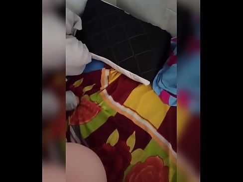❤️ Mia kunĉambro restas hejme sola ĉar ŝia edzo ferias kaj mi profitas por fiki ŝin kaj plenigi ŝian pugon per lakto. ☑ Seksofilmeto ĉe eo.sex78.ru ❌️❤